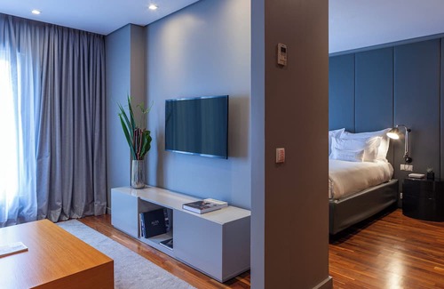 Santo Antonio Hotel | Spacious Apartment with Full Kitchen, Private Parking, Comfort at Altis Prime