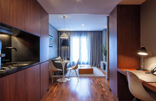 Santo Antonio Hotel | Spacious Apartment with Full Kitchen, Private Parking, Comfort at Altis Prime