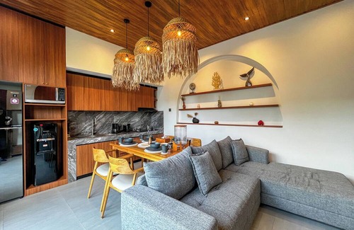 Singakerta Villa | Rice Field View 2BR Villa with Private Pool in Ubud