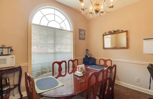 Ridgeland House | Spacious Suburban Home w/Pool Access in Ridgeland