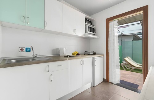 San Bartolome de Tirajana Apartment | Holiday Studio 'Country Near Fataga' with Balcony, Wi-Fi and Air Conditioning