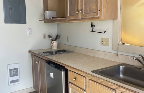 Westcliffe Apartment | Historic Westcliffe Outpost "The Desperado" Studio