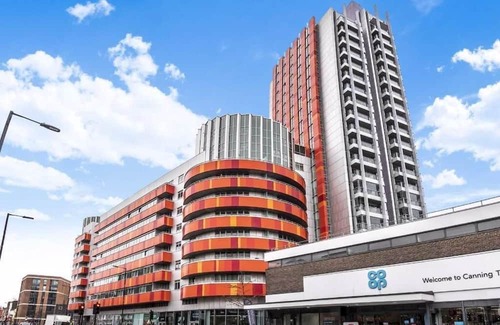 Canning Town South Apartment | Large 1 Bedroom Apartment in Canning Town close to 02 Arena, Canary Wharf