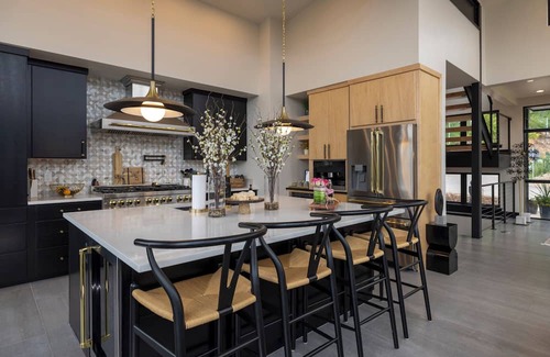 Purgatory House | Experience luxury in this spacious 6-bedroom, 6-bathroom townhome with stunning mountain views.