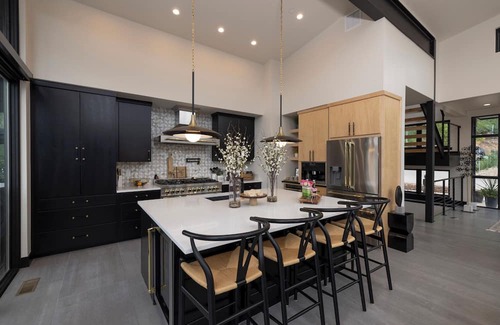 Purgatory House | Experience luxury in this spacious 6-bedroom, 6-bathroom townhome with stunning mountain views.