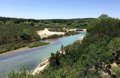 Mason Cabin | Spacious Texas Hill Country Cabin Ideal for Weekend Getaways from Austin