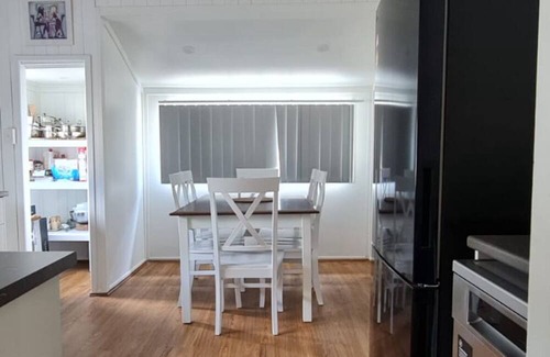 Pialba House | Barefoot Bliss - 4 bedroom home away from home