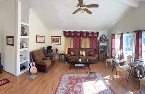 Warner Springs Other | Delightful farmhouse with AC in Warner Springs - 5 bedrooms