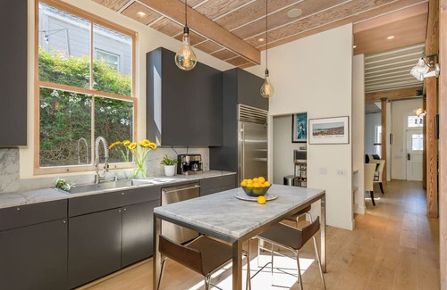 Buena Vista House | Architectural Luxury w/Views, Walkable & Central