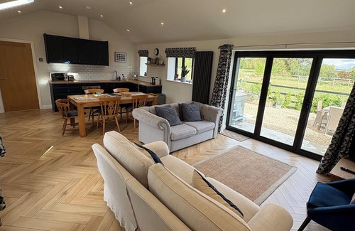 Low Catton House | The Old Potting shed 2 bedroom cottage with hot tub near York, pet friendly