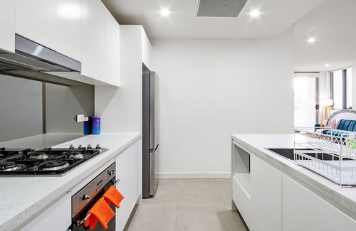 Mascot Apartment | 2BR Mascot Apartment near Airport & CBD