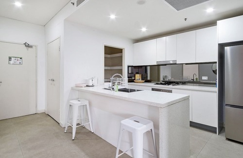 Mascot Apartment | 2BR Mascot Apartment near Airport & CBD