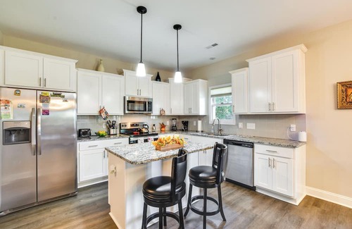 Spring Lake House | 11 Mi to Fort Bragg: Family Home w/Patio!