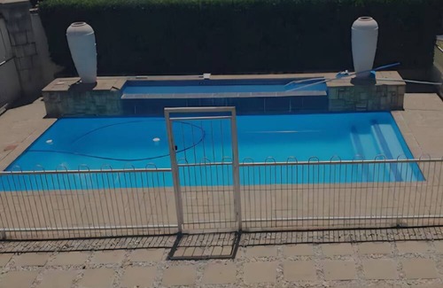 Maseru House | Suburban City View Home