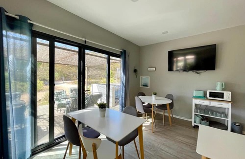 Rasmalho Villa | Villa 'Atitudo Nature' with Mountain View, Wi-Fi and Air Conditioning
