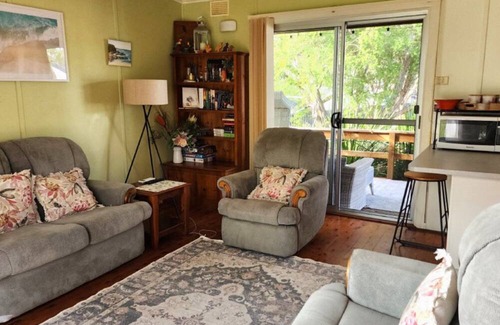 Cudmirrah House | Waratah Cottage Cudmirrah