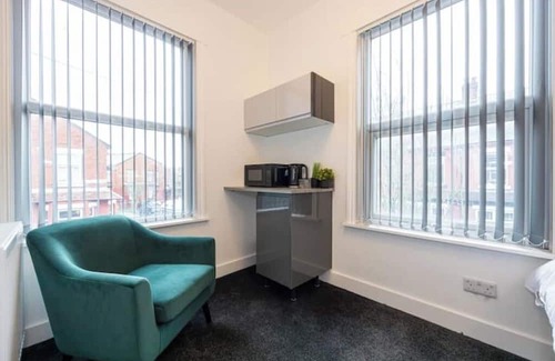 Castlefield Hotel | Ensuite Rooms - Long Stays Welcome