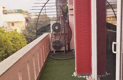 Nehru Place Apartment | 2BHK- GK1 M Block Market by HostMyStay