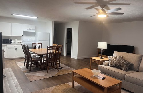 Mount Gay Apartment | 2 bed 1 bath. sleeps 6 in Logan. Located near HMTS access points, dining, shops