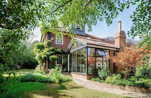 West Hill House | Beautiful Family Home w/Garden & Pool - Wimbledon