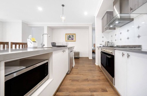 Berwick Villa | Happy Cozy Convenient 4BR, Breezy, Near Mall, Park