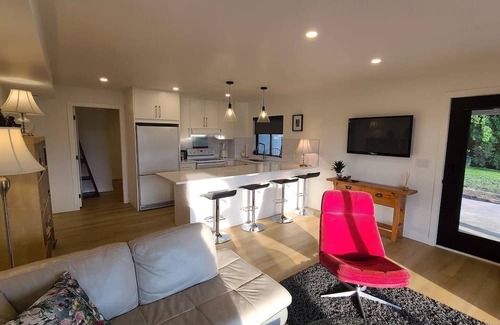 Okanagan-Similkameen House | Benchview Estate Licence #00115339