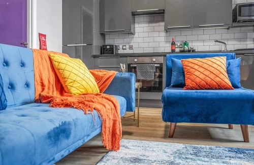 Forest Fields Apartment | Forest Suite Stay | Free Parking incl.
