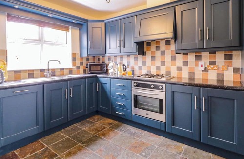 Omagh Cottage | THE SPERRIN GETAWAY, pet friendly, with open fire in Omagh