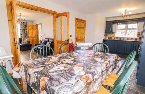 Omagh Cottage | THE SPERRIN GETAWAY, pet friendly, with open fire in Omagh