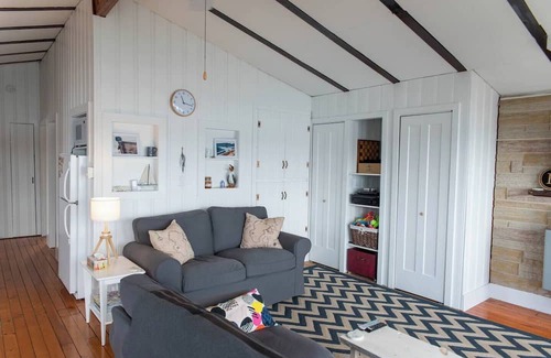 Rideau Lakes House | Barber Pointe Cottage