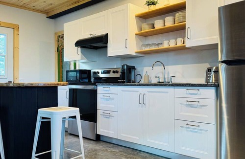 Frelighsburg Ski Chalet | LE GARAGE 17