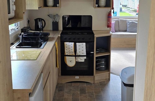 Flookburgh Cabin | Lakeland leisure park, sleeps up to 8