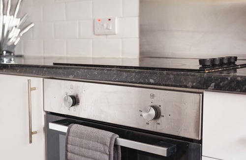 Coatbridge Apartment | Modern Apartment in Coatbridge