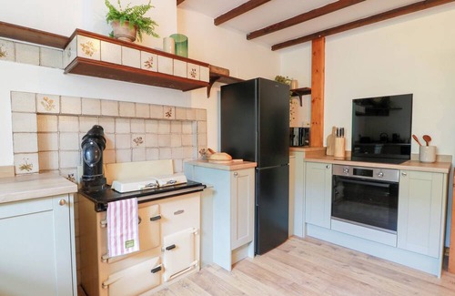 Maybole Cottage | BALSAGGART FARM, family friendly, with open fire in Kirkmichael