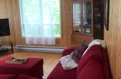Nominingue Cottage | Water Front - Cozy Lakeside Getaway