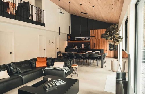 Morin Heights Villa | Zen House 4 - Villas & Spa