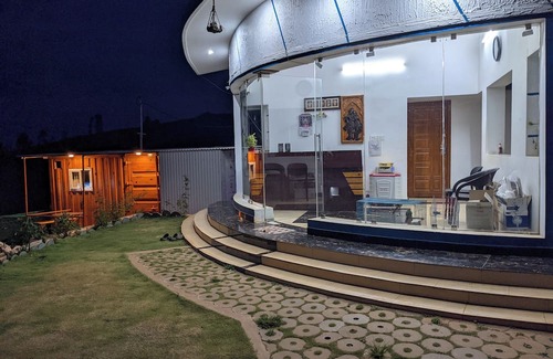 Ooty Cottage | Beautiful 7 Separate bedroom cottage and container wood house in Ooty