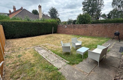 Seisdon House | 3-Bed Home | Parking | Garden | Near NEC & Station