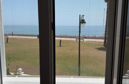 Guadalmar House | Charming house in front of the sea