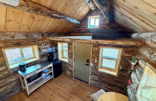 Torrey Cabin | Pioneer Cabin at Lion Mountain Retreat on 10 Acres Surrounded by Public Land