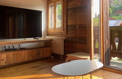 Morgins Ski Chalet | Chalet Les Ravaires, Morgins