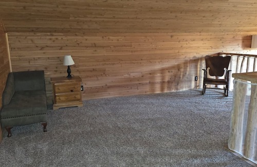 Valentine Cabin | Sandhills retreat minutes from downtown Valentine