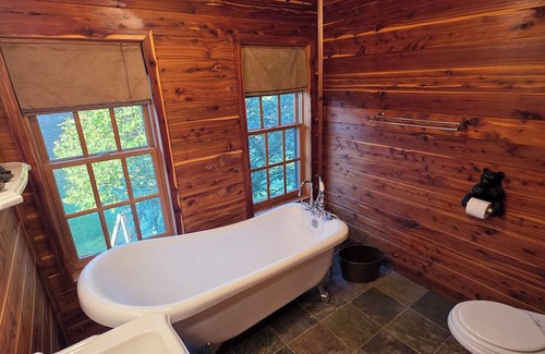 Valentine Cabin | Sandhills retreat minutes from downtown Valentine