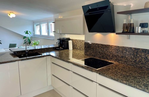 Villach Apartment | Modern oasis with panoramic view