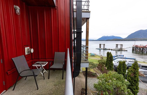 Tofino Condo | Tofino Waterfront Condo