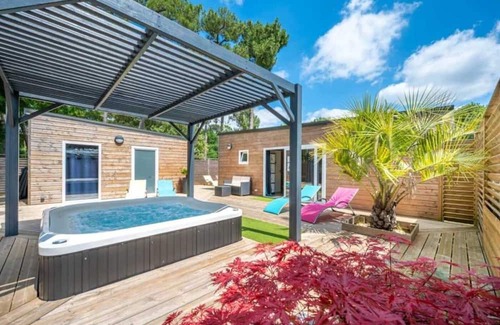 Saint-Hilaire-de-Riez Cabin | Cabane 4 étoiles - Piscine - efbded