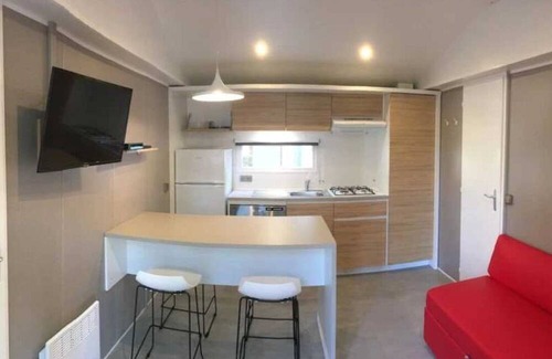 Saint-Hilaire-de-Riez House | Camping 4 étoiles - Piscine - efbdfc