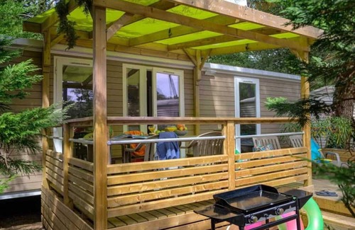 Saint-Hilaire-de-Riez House | Camping 4 étoiles - Piscine - efbdfc