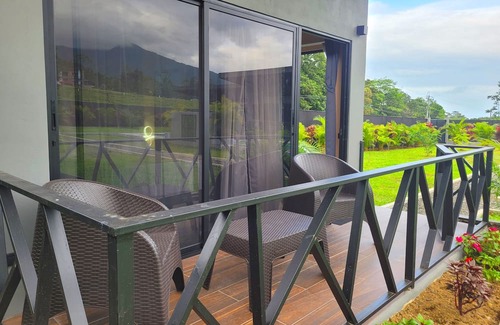 La Fortuna Apartment | Private Casita - Couples Getaway!