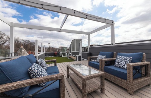 Bloomingdale House | Luxurious 3-BD on the Park With Monument Views